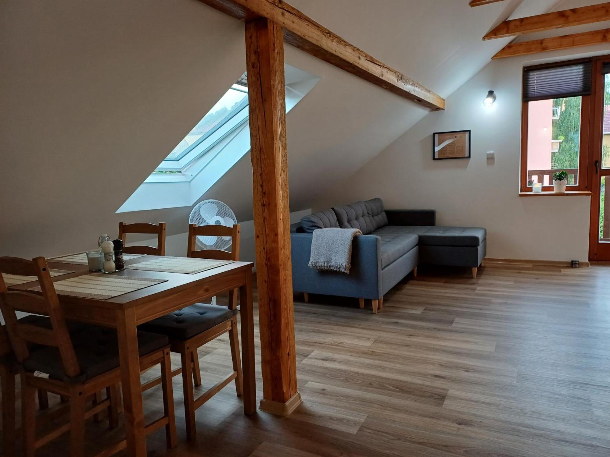 Loft Apartment Karlovy Vary Ngoại thất bức ảnh